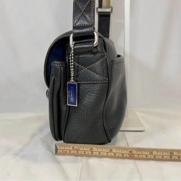 Vintage Coach Leather Field Bag, 9609, Blue Interior, Crossbody Strap, EUC - Picture 15 of 15